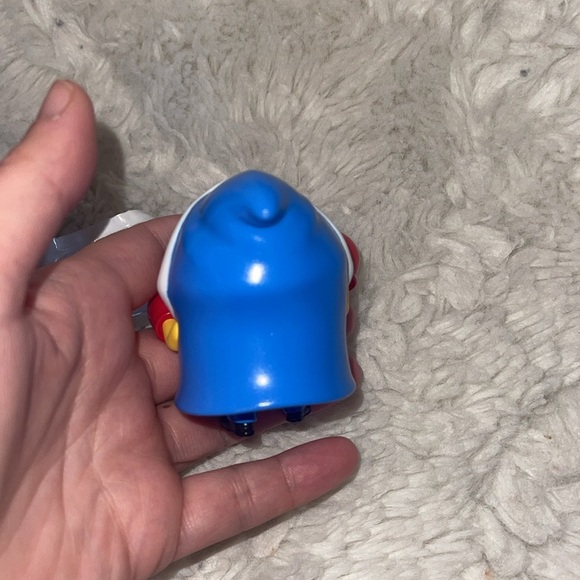 Minions bedtime story Boxing fundamentals resin plastic sculpture blue /red NWT - Picture 7 of 10